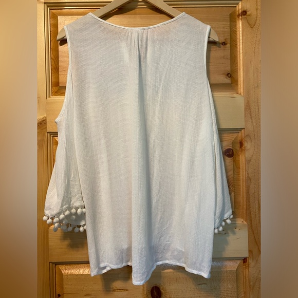 Women’s Bohemian Cold Shoulder Top - Picture 2 of 6